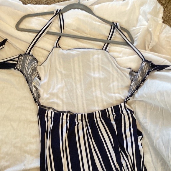 Fun comfy romper - Picture 5 of 12